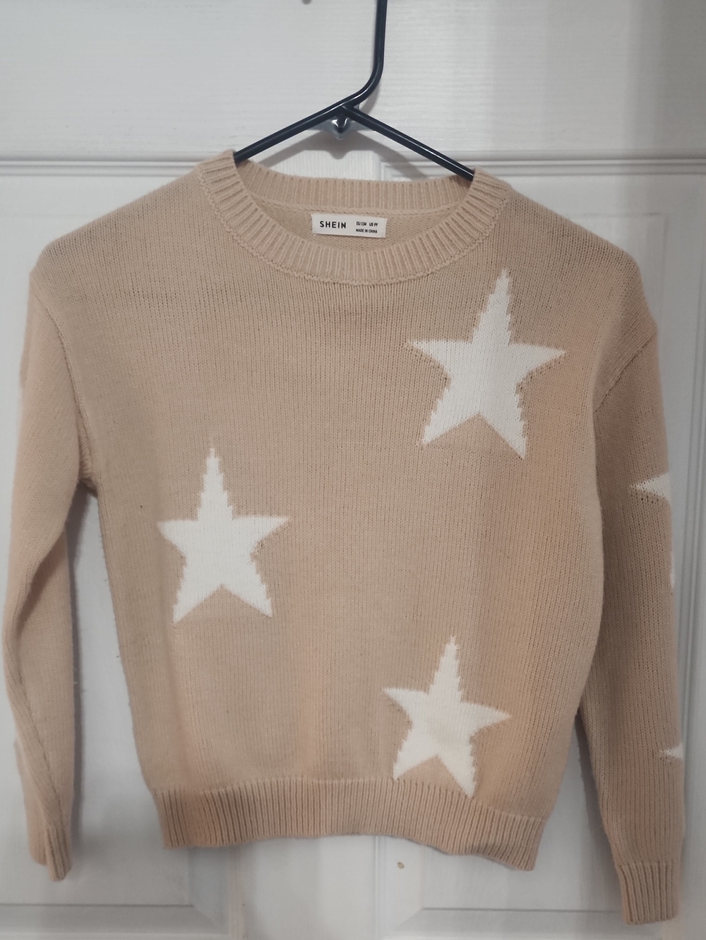 SHEIN Beige Crewneck Sweater with White Star Motif